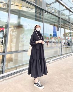 5 Ide ootd dengan Jilbab Hitam | Bikin Penampilan Jadi Elegan