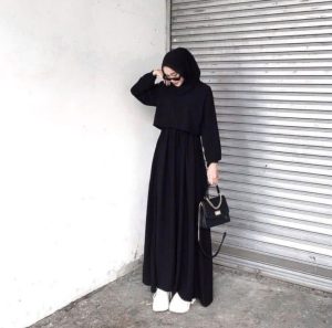5 Ide ootd dengan Jilbab Hitam | Bikin Penampilan Jadi Elegan