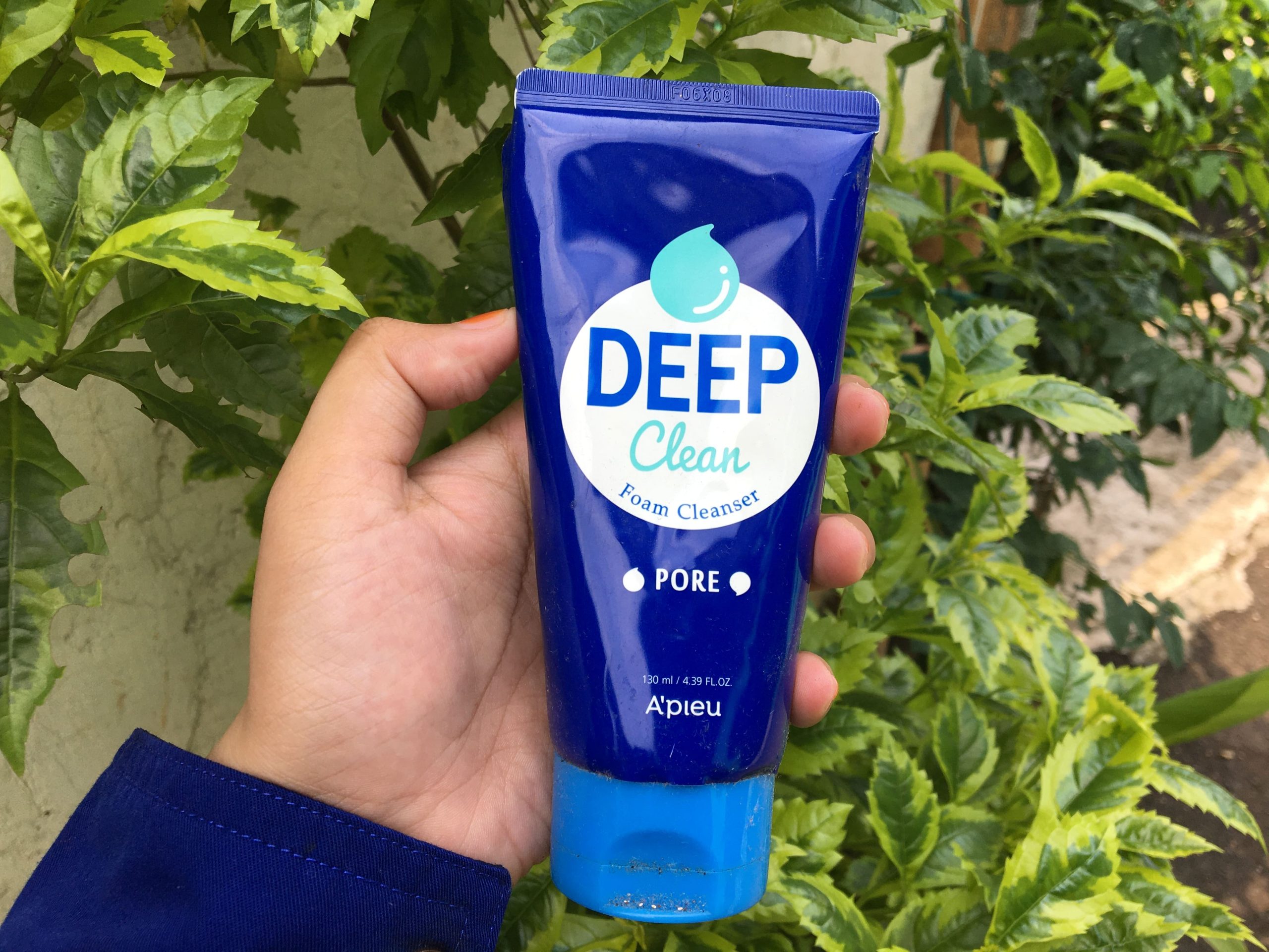 Review Apieu Deep Clean Moist Foam Cleanser