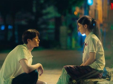Sinopsis & Review Film 20th Century Girl yang menyayat hati