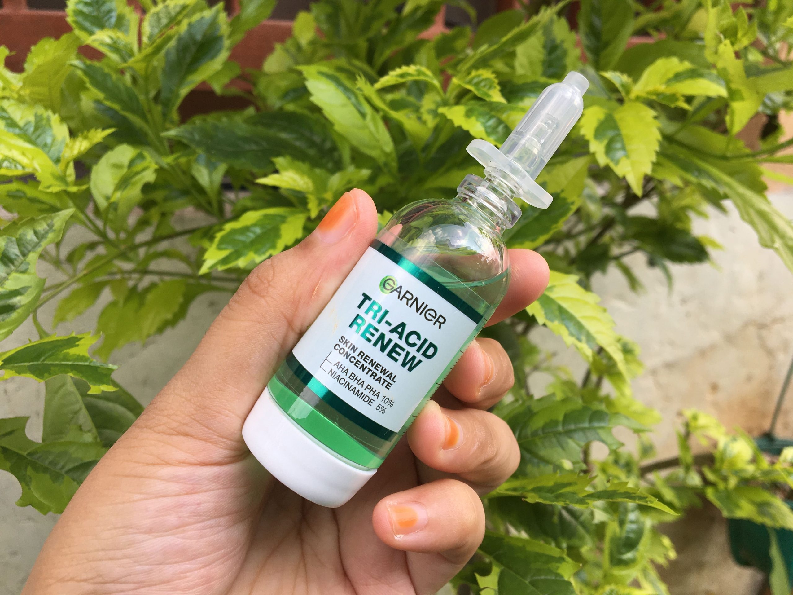 Review Garnier Tri Acid Peeling Serum Renew Aman untuk Kulit Sensitif